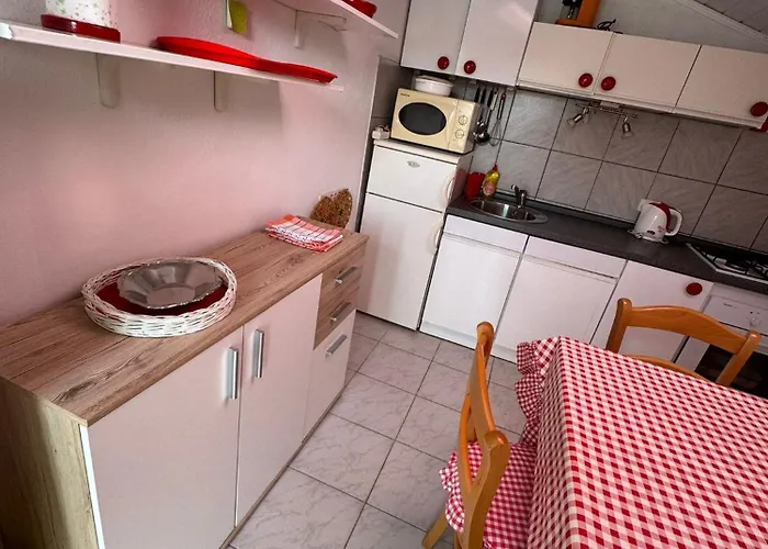 Slavio شقة Ražanj